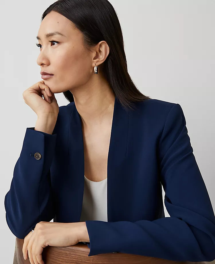 ELITE COLLARLESS BLAZER